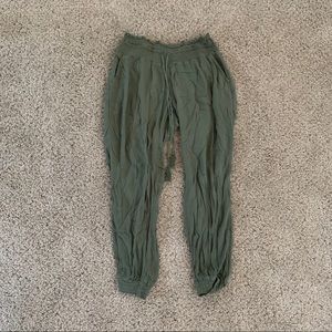 Flowy Army Green Pants - Aerie
